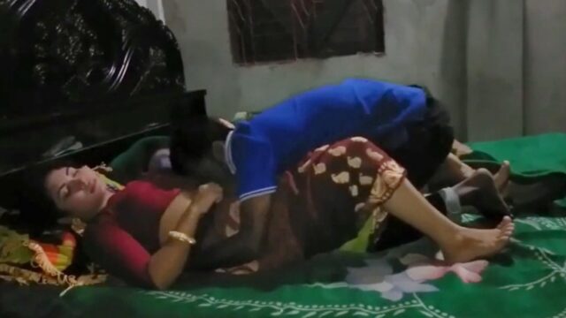 ভাবি যদি হয় এমন সেক্সি তাহলে তাকে চুদে মজাই আলাদা || অস্থির চুদাচুদির ভিডিও || bangladeshi girl sex video
