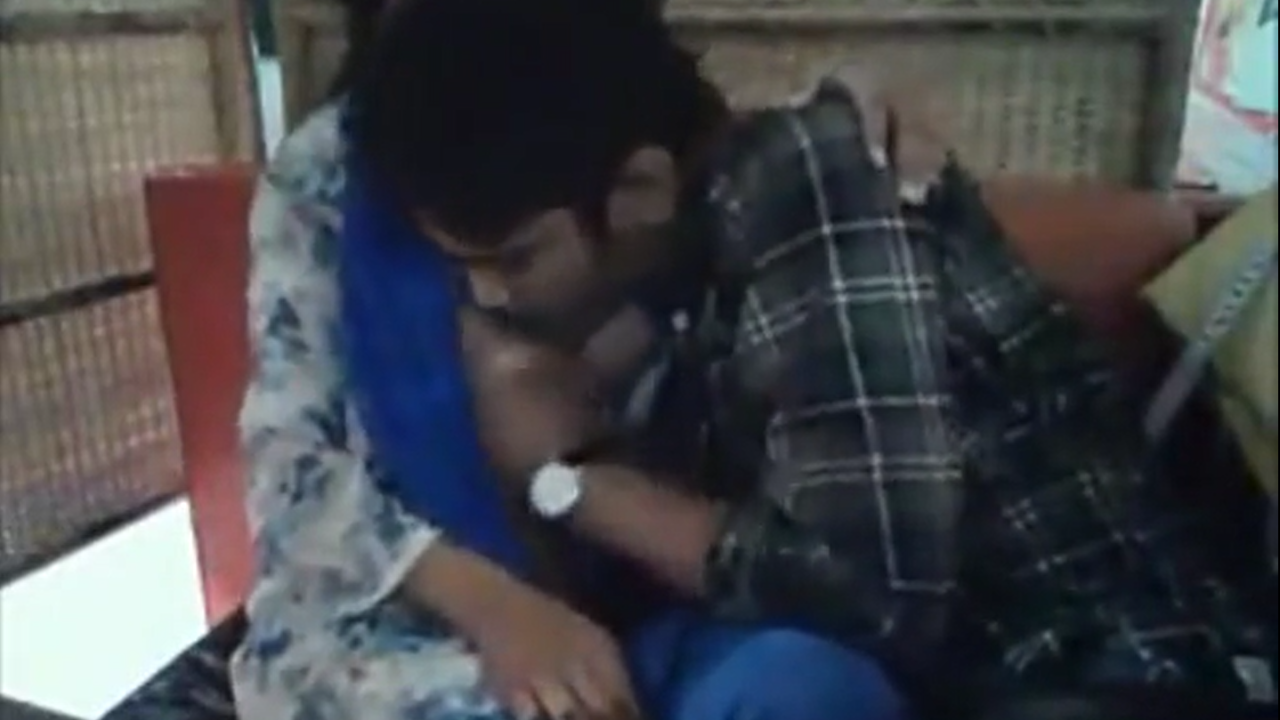 Desi Newly Married Wife Got Laid Hard – Hot Bangla Desi Girl XXX Video